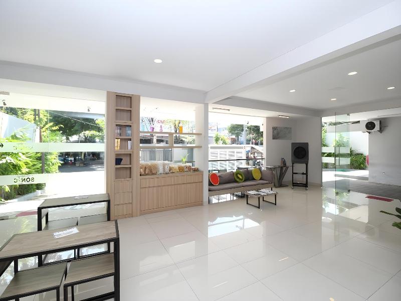 Hotel Sonic Airport Semarang - Lobi
