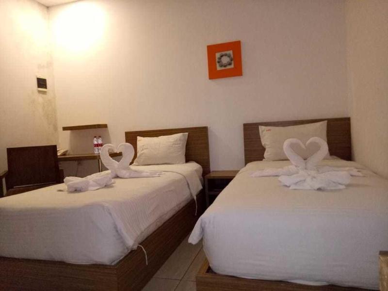 Hotel Sonic Airport Semarang - Oda