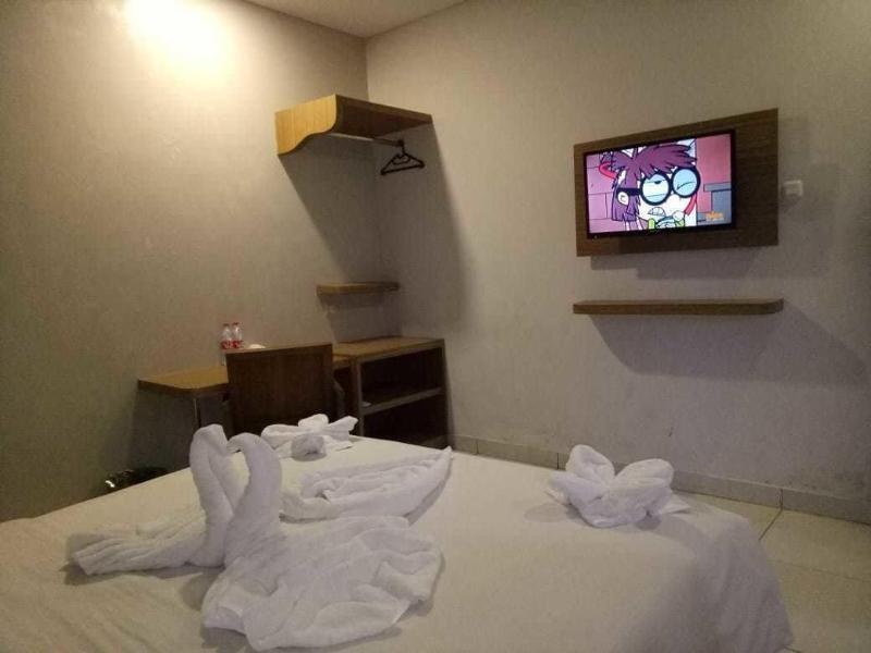 Hotel Sonic Airport Semarang - Oda