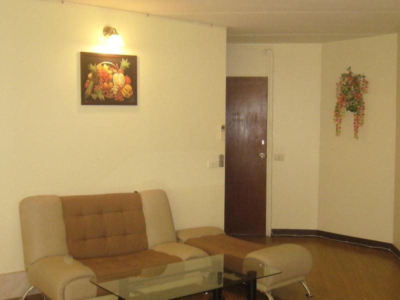 Dmk Donmueang Airport Guesthouse - Oda