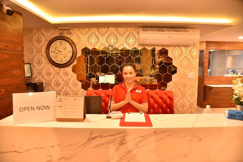 Rose Nana Hotel - Lobi