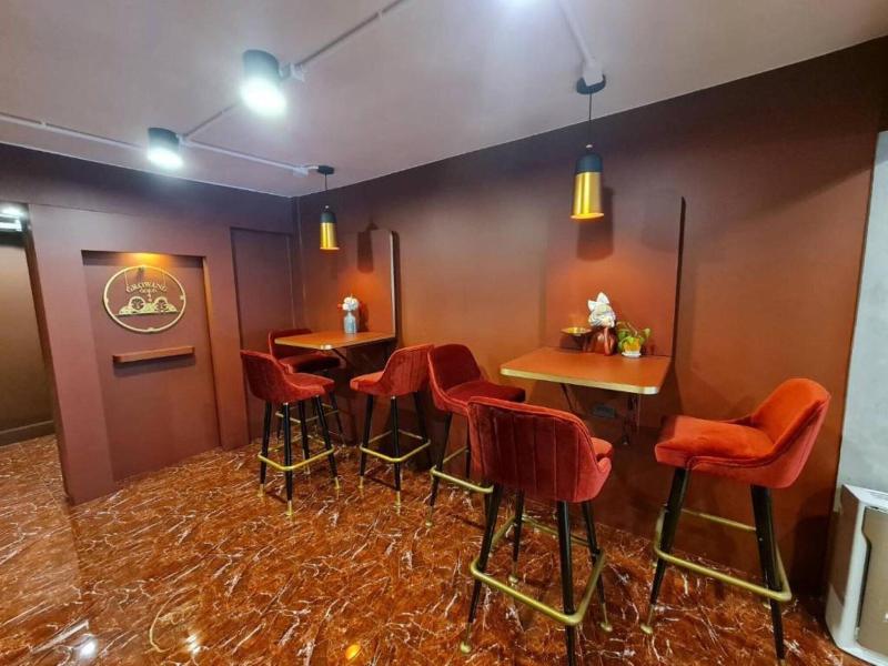 Golden House Bangkok - Toplantı