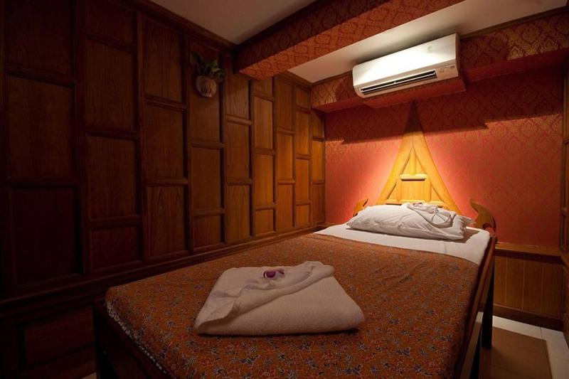 Golden House Bangkok - Aktivite