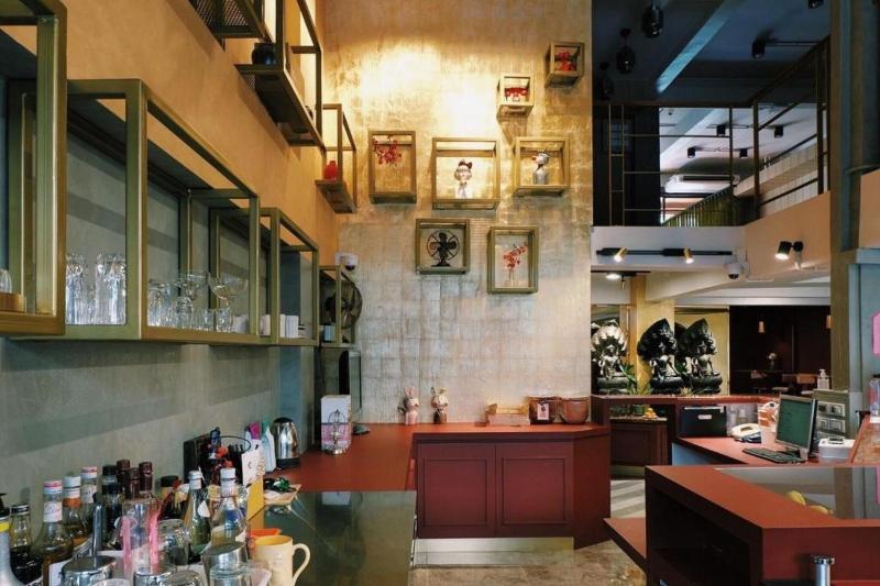 Golden House Bangkok - Genel