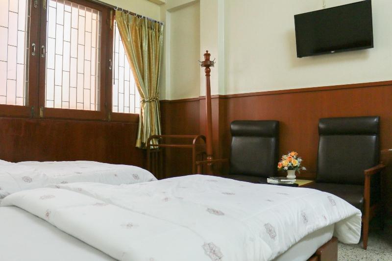 Nakornping Hotel - Oda