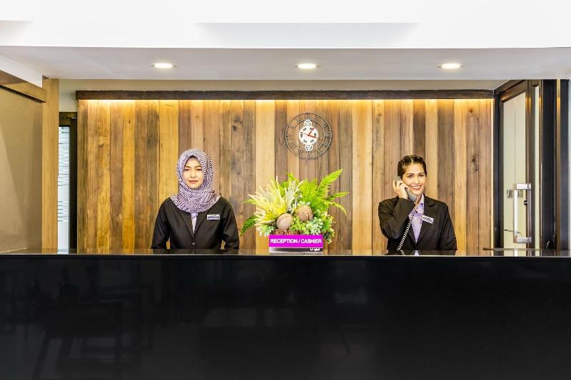 Livotel Express Hotel Ramkhamhaeng 50 - Lobi