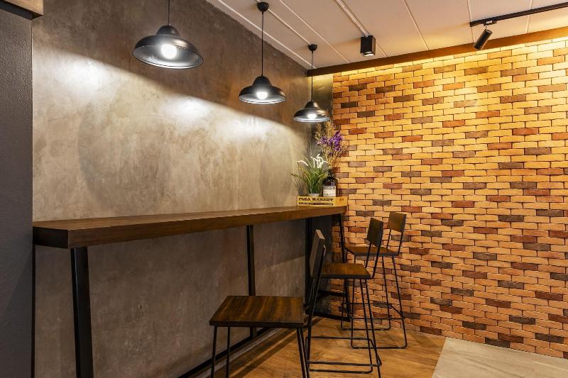 Livotel Express Hotel Ramkhamhaeng 50 - Lobi