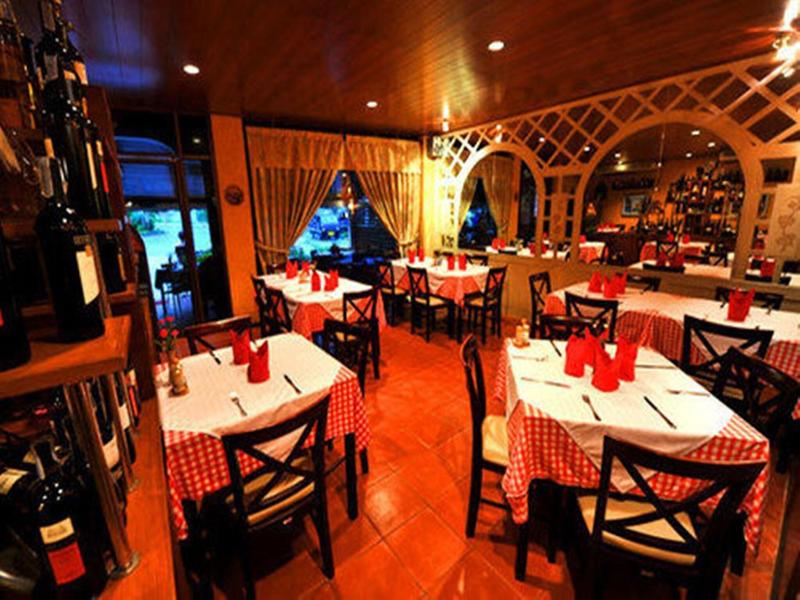 Fresh Inn Hotel - Restoran