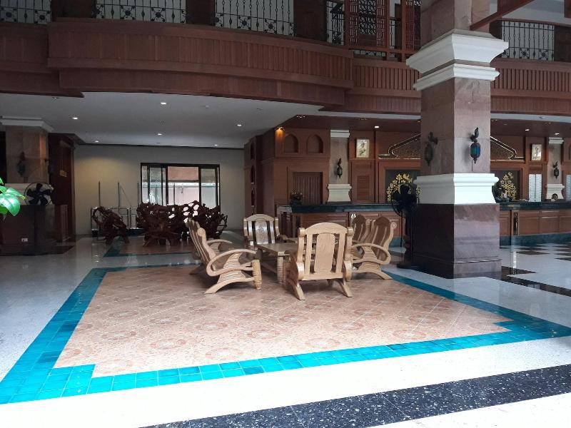 Mike Orchid Resort - Teras