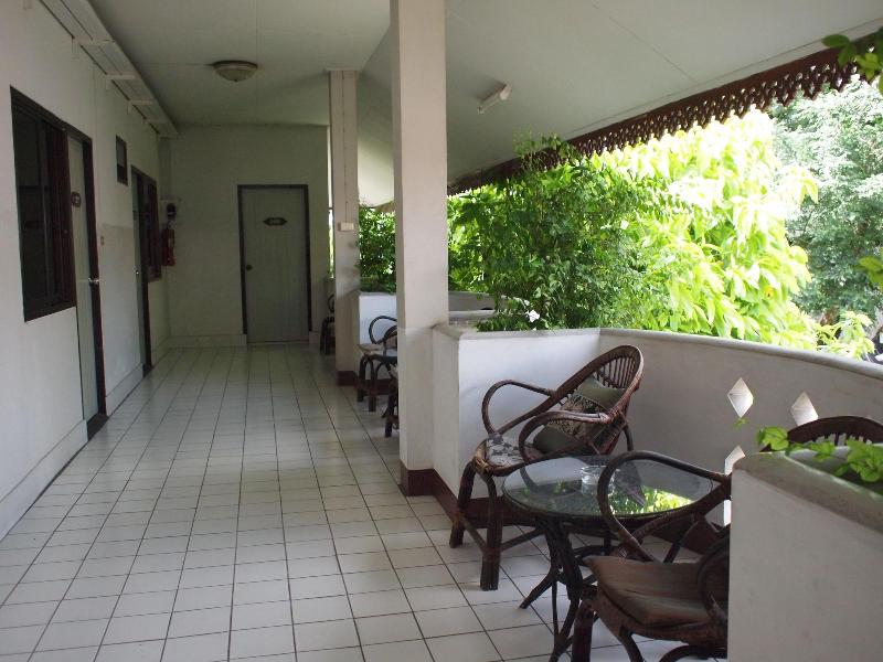 Roongruang Hotel - Oda