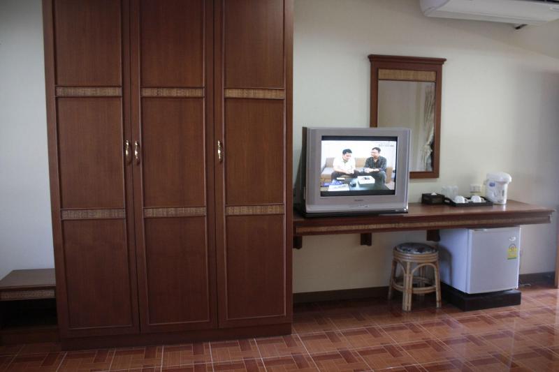Roongruang Hotel - Oda