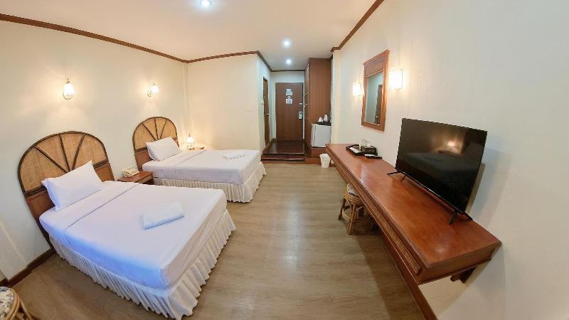Roongruang Hotel - Oda