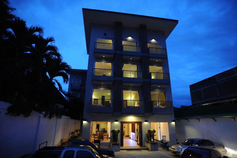 Mawin Hotel - Lobi