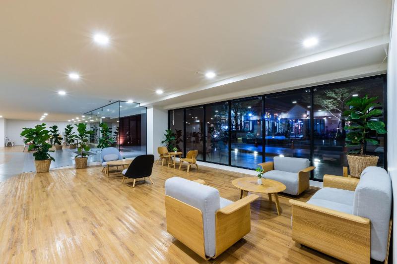 Icon Park Hotel Chiang Mai - Lobi