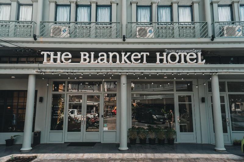 The Blanket Hotel - Genel