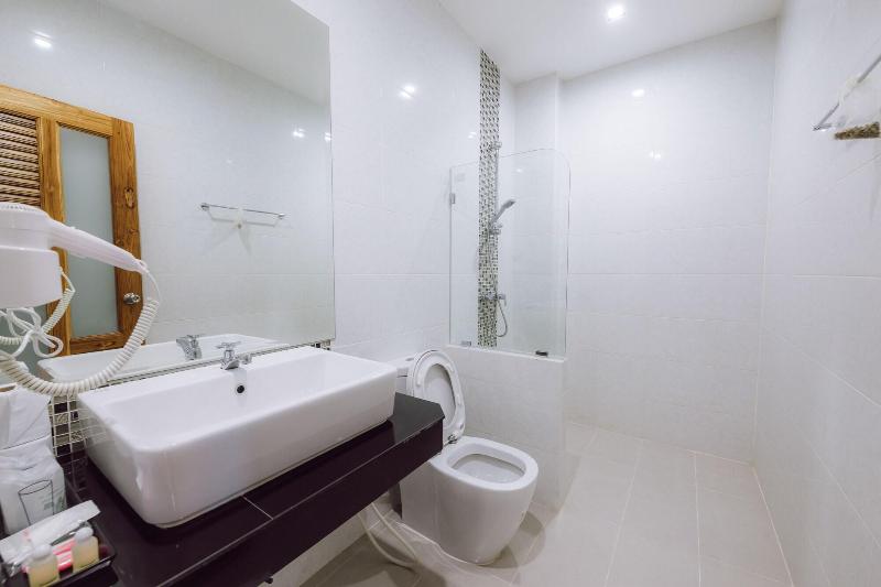Morakot Hotel Chumphon - Oda