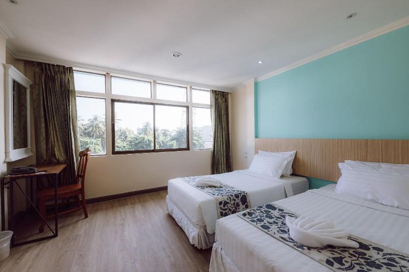 Morakot Hotel Chumphon - Oda