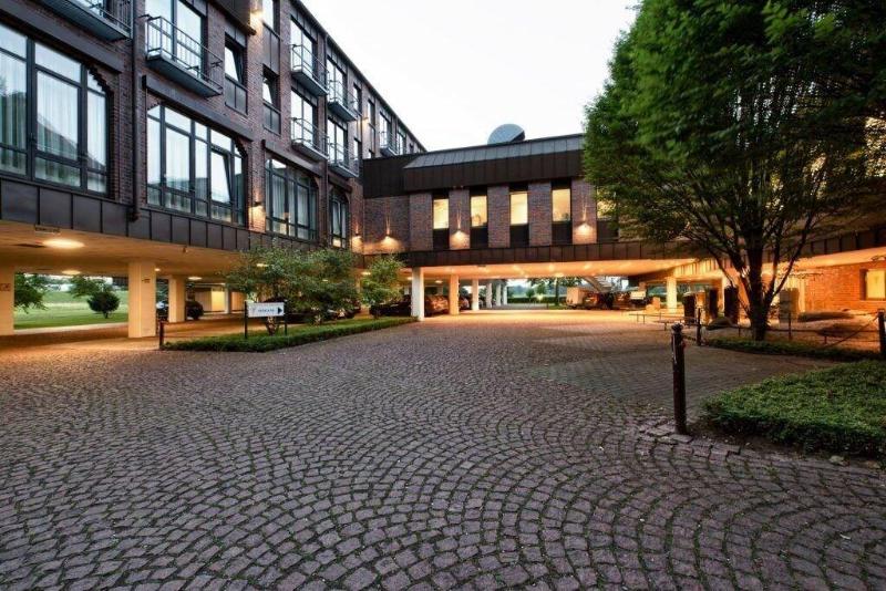 Rheinhotel Vier Jahreszeiten Meerbusch - Genel