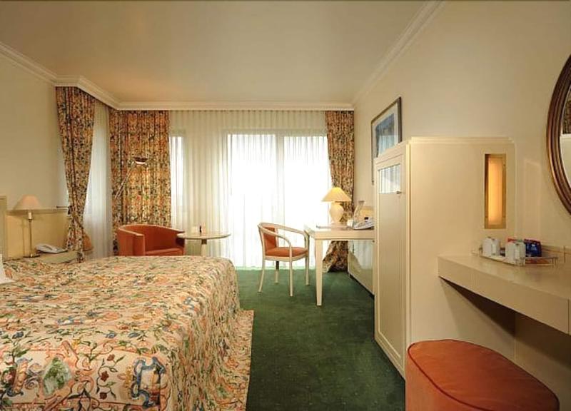 Rheinhotel Vier Jahreszeiten Meerbusch - Oda
