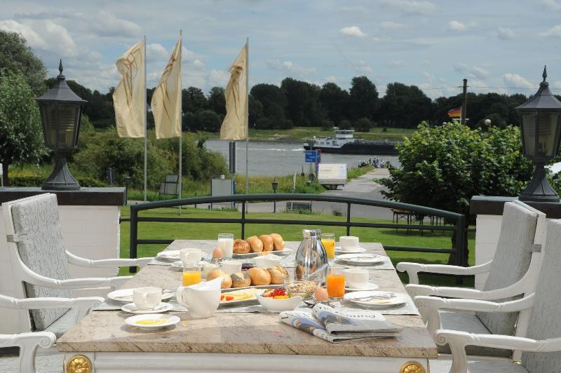 Rheinhotel Vier Jahreszeiten Meerbusch - Restoran