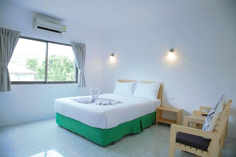 Siri Hotel Phuket - Oda