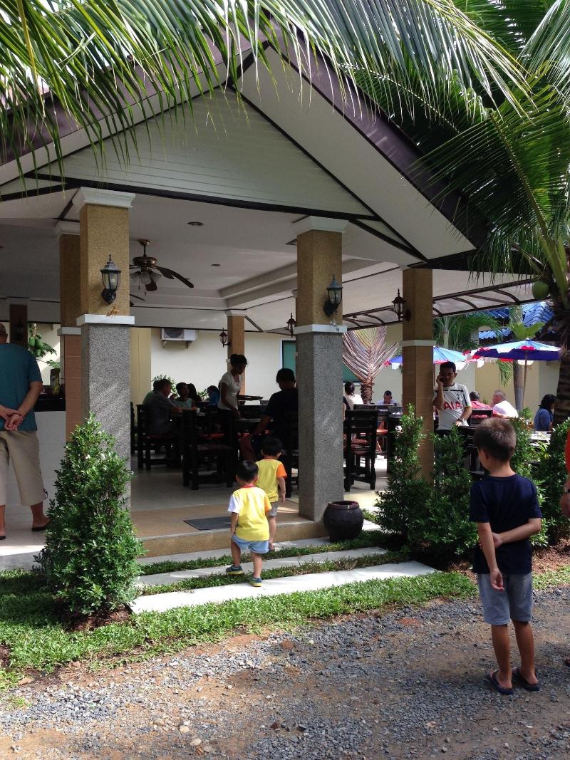 Naya Bungalow - Restoran