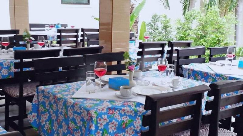Naya Bungalow - Restoran