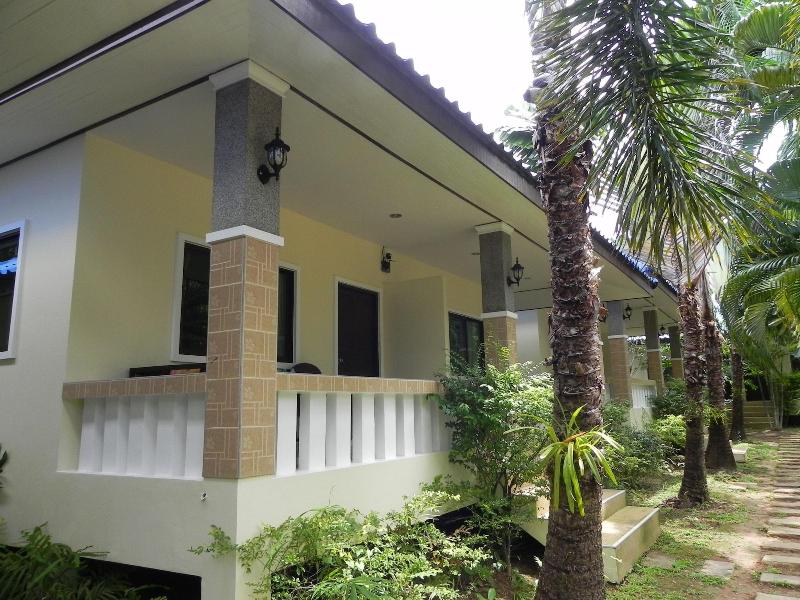 Naya Bungalow - Teras