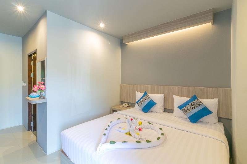 Carpio Hotel Phuket by ZUZU - Oda
