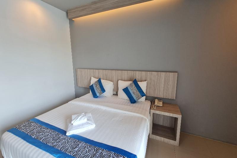 Carpio Hotel Phuket by ZUZU - Oda