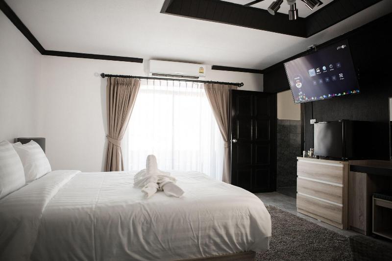 Harrys Steakhouse Beach Hotel - Oda