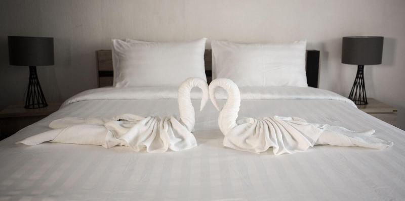 Harrys Steakhouse Beach Hotel - Oda