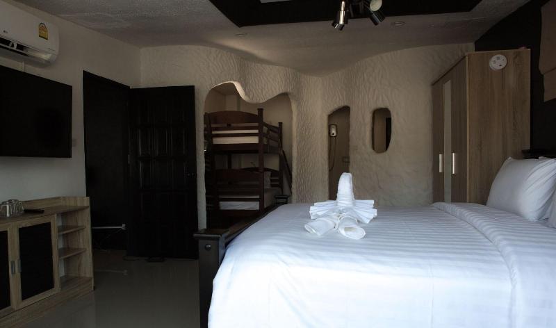 Harrys Steakhouse Beach Hotel - Oda