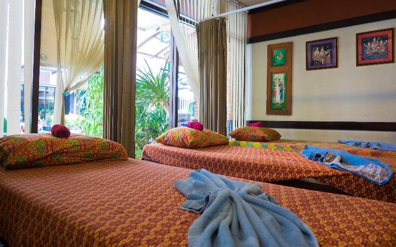 Patong Moon Inn Guesthouse - Aktivite