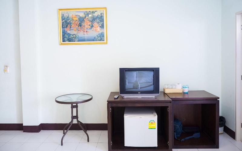 Patong Moon Inn Guesthouse - Oda