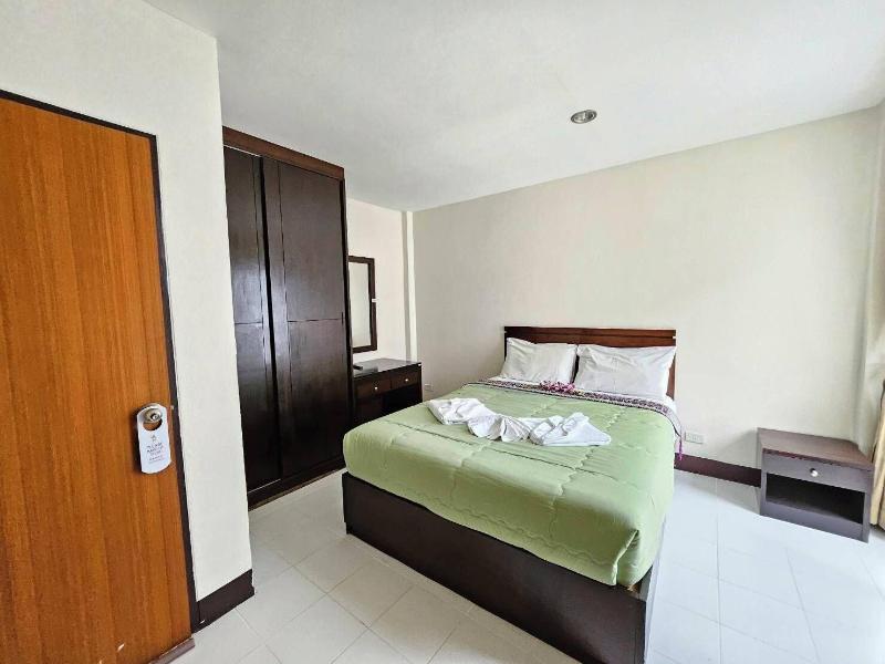 Patong Moon Inn Guesthouse - Oda