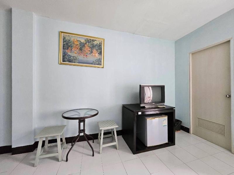 Patong Moon Inn Guesthouse - Oda