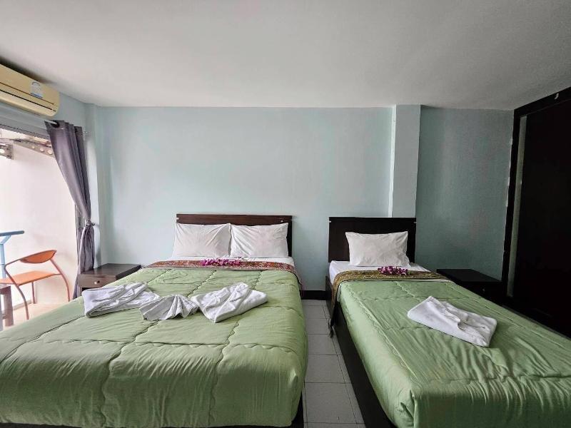 Patong Moon Inn Guesthouse - Oda