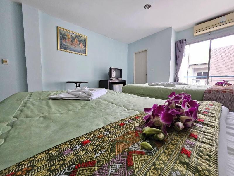 Patong Moon Inn Guesthouse - Oda