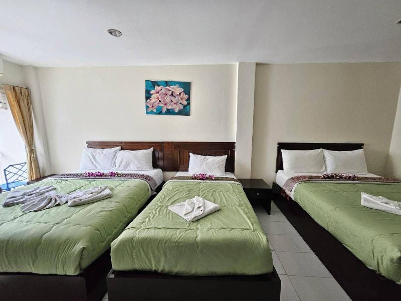 Patong Moon Inn Guesthouse - Oda
