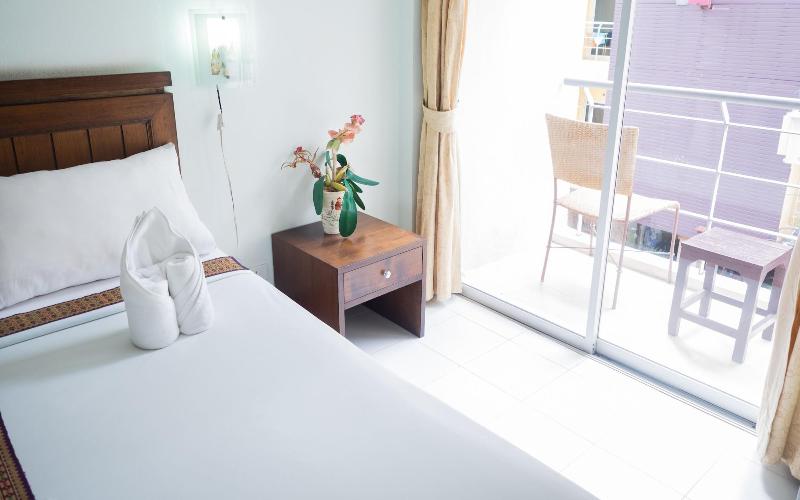 Patong Moon Inn Guesthouse - Oda