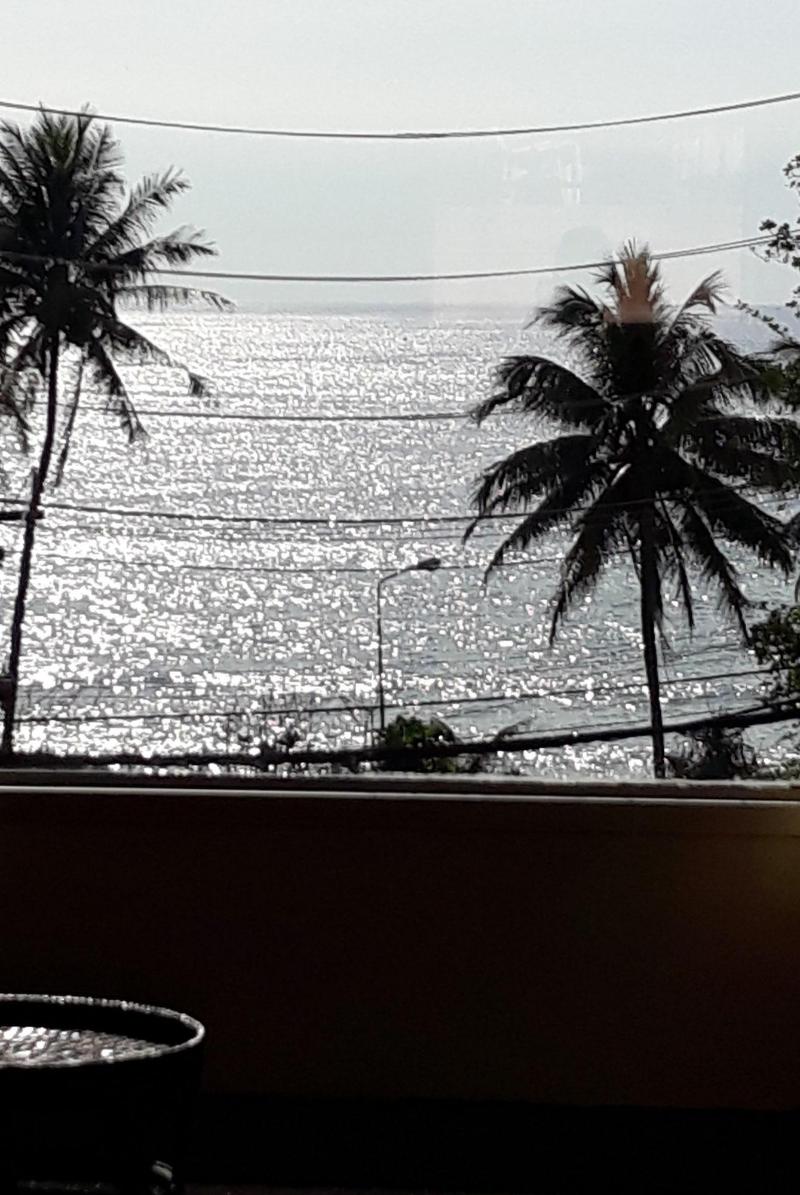 Porterhouse Beach Hotel - Oda