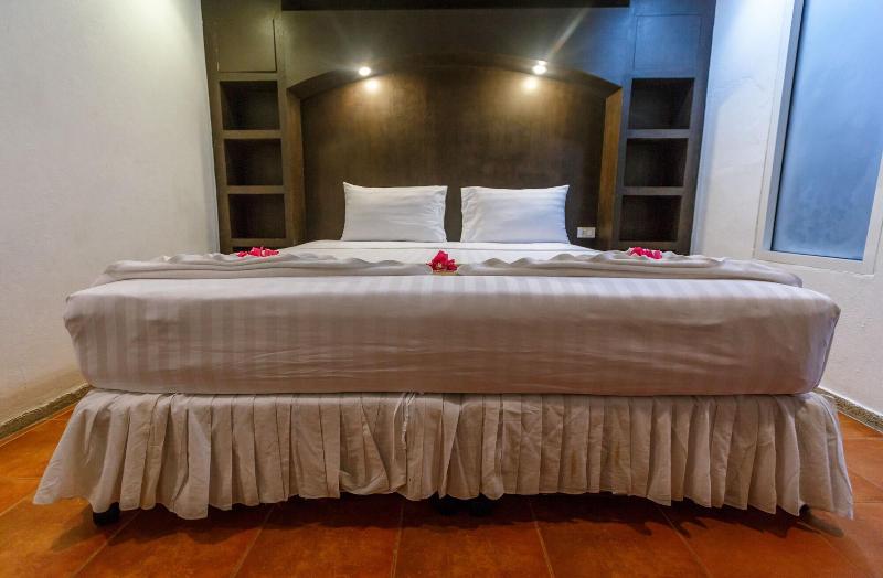 Porterhouse Beach Hotel - Oda