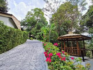 On The Hill Karon Resort fotoÄŸrafÄ±