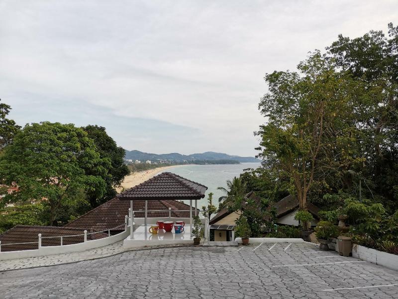 On The Hill Karon Resort - Genel