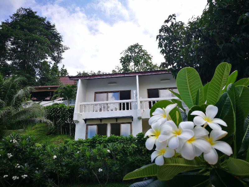 On The Hill Karon Resort - Genel