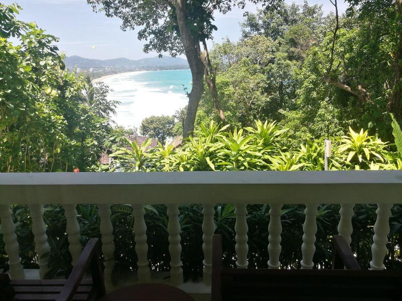 On The Hill Karon Resort - Oda