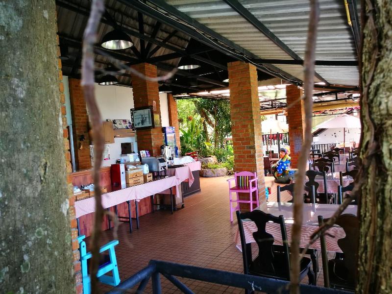 On The Hill Karon Resort - Restoran