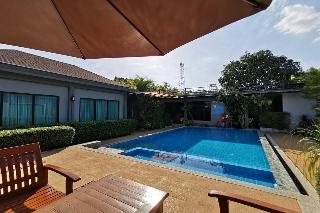 BaanMee Phuket near Chalong Pier by ZUZU otel fotoğrafı