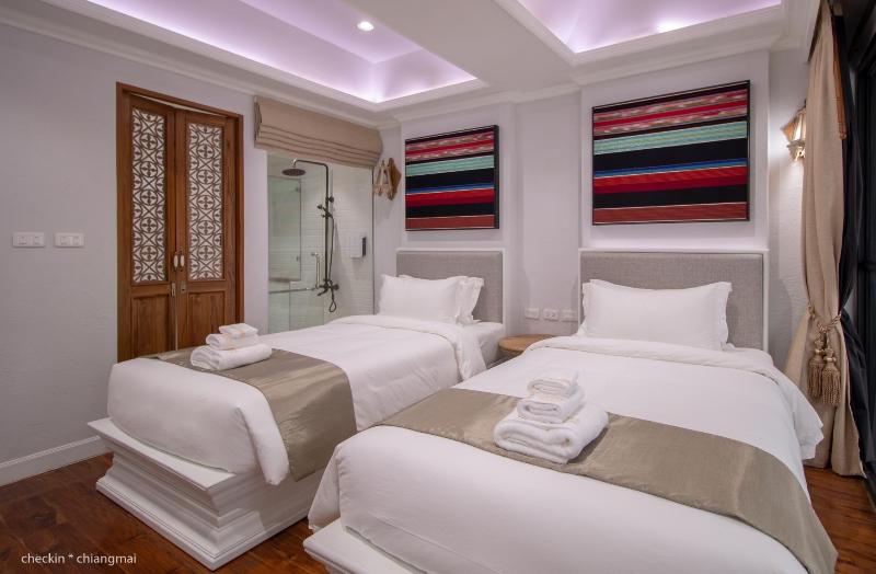 Lanna Oriental Hotel - Oda